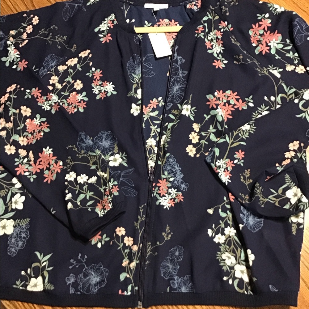 Floral Women's Jacket  New with tags size extra large Maurices- Navy - Picture 5 of 12